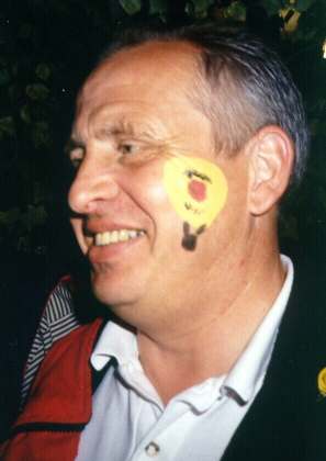Hermann doch ein echter Fan des Warsteiner Teams